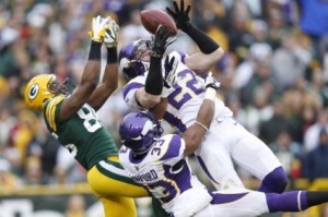 Minnesota Vikings v Green Bay Packers